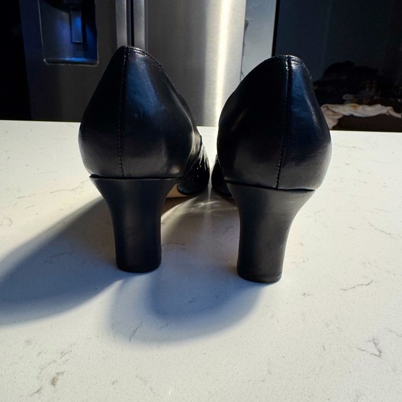 Ros Hommerson Cynthia 10.5 N Vintage Style Black Leather Pumps - Picture 6 of 12